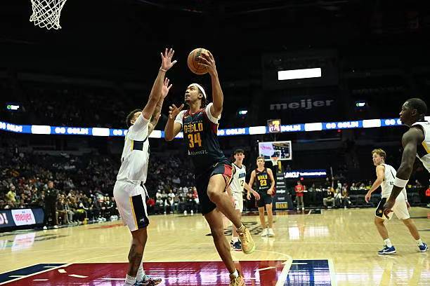 kaiyun-打出大号两双数据，会有球队考虑签下掘金二队的这位内线铁塔吗？